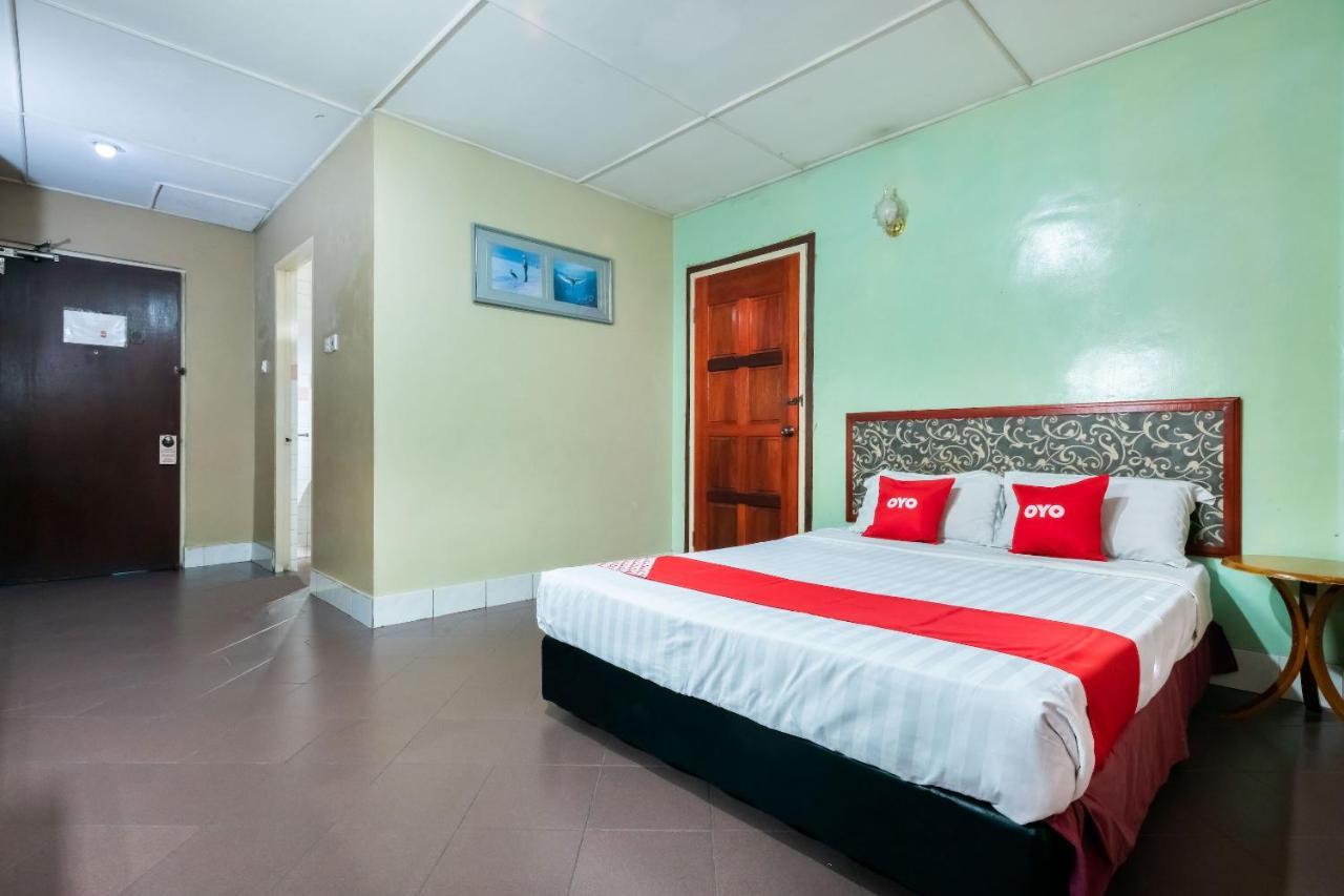 Oyo 89997 Kurnia Hotel Tawau Esterno foto
