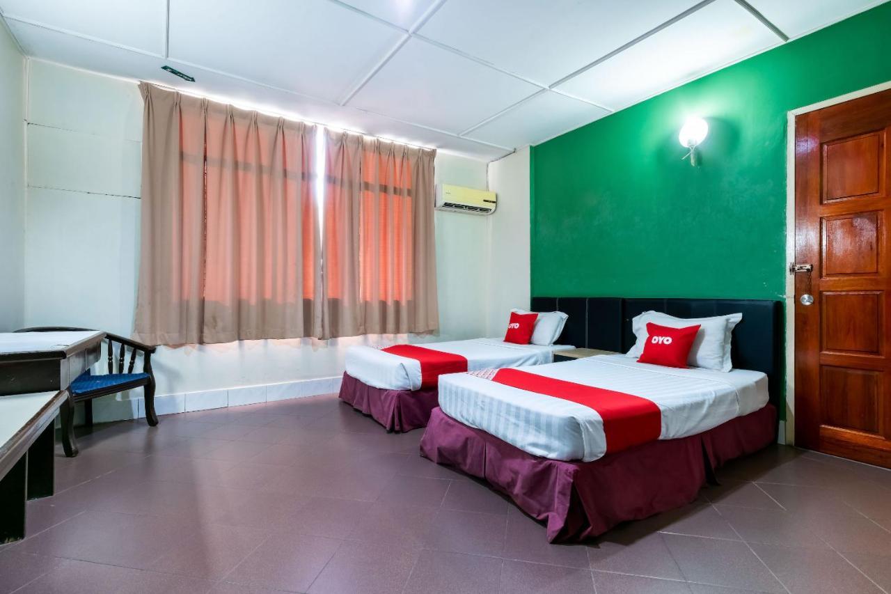 Oyo 89997 Kurnia Hotel Tawau Esterno foto