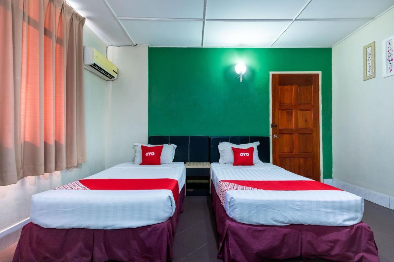 Oyo 89997 Kurnia Hotel Tawau Esterno foto