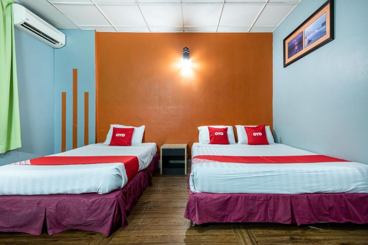 Oyo 89997 Kurnia Hotel Tawau Esterno foto