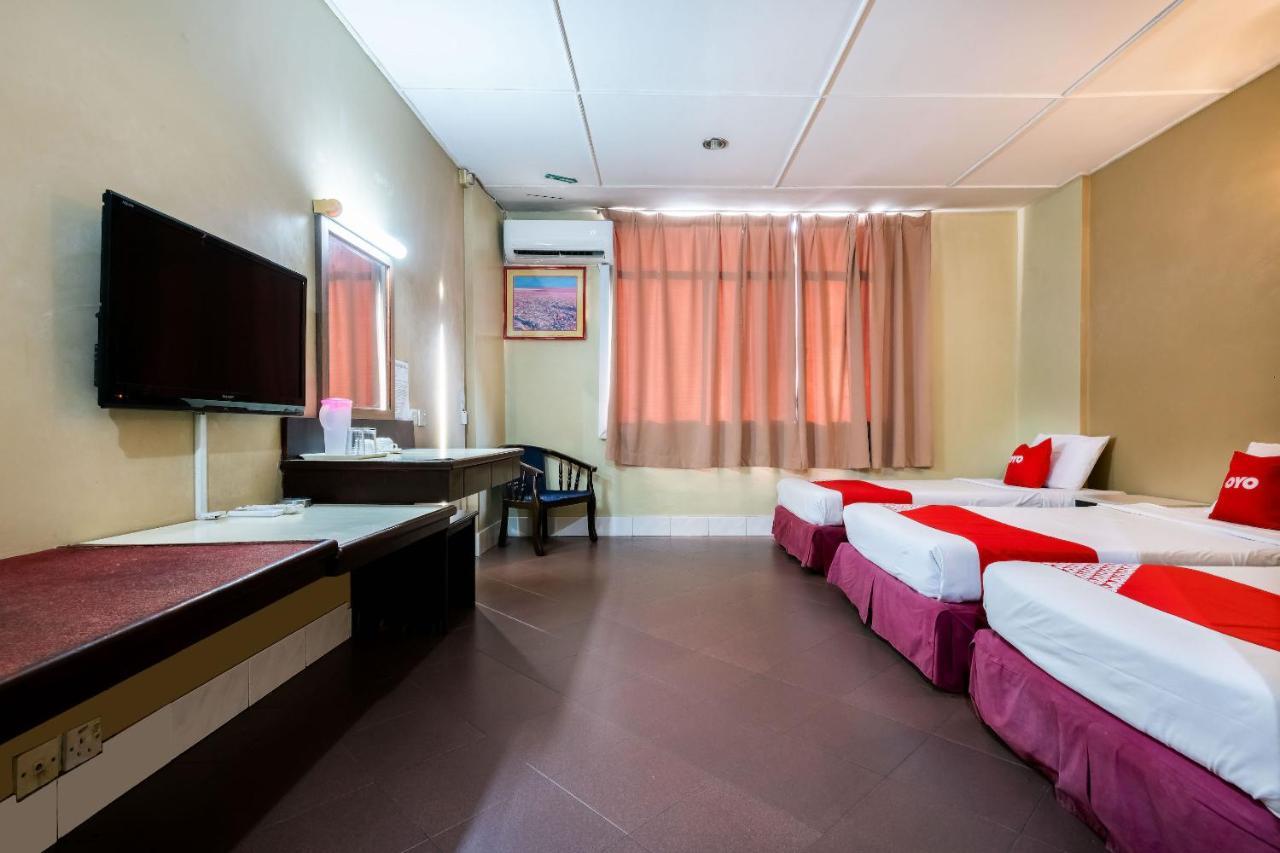 Oyo 89997 Kurnia Hotel Tawau Esterno foto